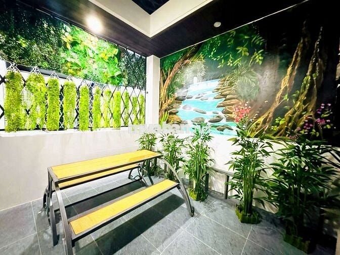 NHÀ LẦU LUNG LINH – 5 tầng, Ngay TL10, NỘI THẤT XỊN, 4.3x15m, 7.xx tỷ