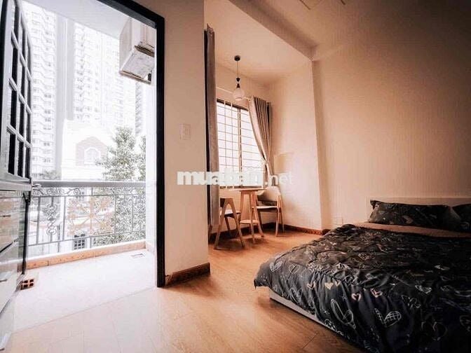 Thuê Căn Hộ Ban Công Cho Sinh Viên Đường Nơ Trang Long Gần UTH, VLU