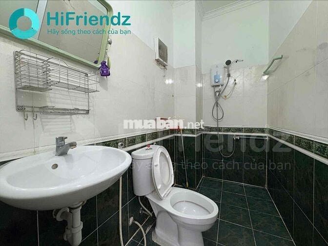TRỐNG SẴN CĂN HỘ BAN CÔNG THOÁNG MÁT, FULL NT GẦN BỜ KÈ TRƯỜNG SA Q3