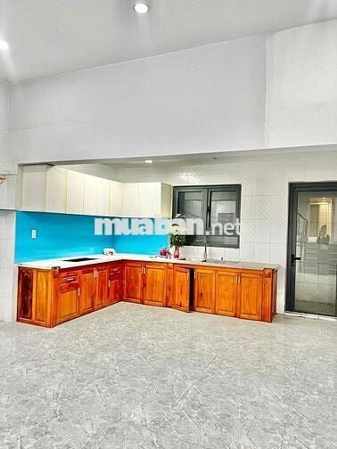 Cho Thuê Nhà Mới 5x25 sẵn máy lạnh khu Tên Lửa