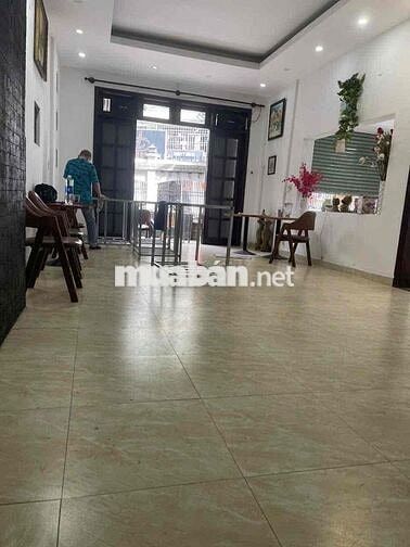 Mặt bằng kinh doanh ngay khu chợ thanh đa sầm uất