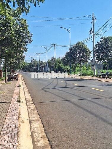Chính chủ gửi bán lô đất kinh doanh đường Lê Duẩn 25m 132m2/2ty1