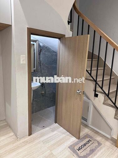 cho thuê mặt bằng hẻm 321D Trần Hưng Đạo Q1