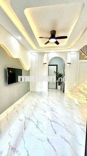 SIÊU PHẨM Q11 3PN Ngang 5.5m Dài 9m Hạ 500 Triệu