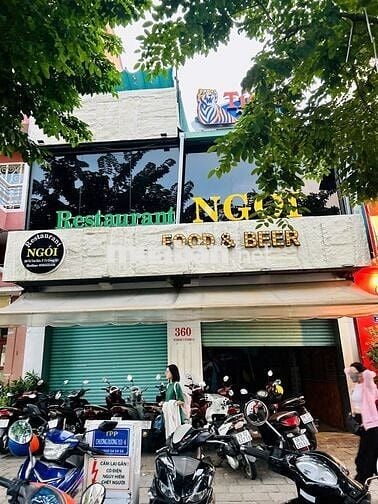 Cho thuê nhà mặt tiền  đường Võ Văn Kiệt, Phường Cô Giang, Quận 1