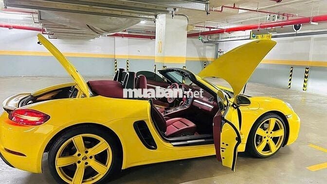 Porsche 718 Boxster 2024 - mui trần - 1100 km