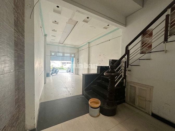 Cho thuê nhà mặt tiền Nguyễn Cửu Đàm, P.T.S.Nhì, Q.Tân Phú giá 25tr