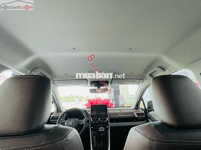 Toyota Innova Cross 2.0 CVT 2025