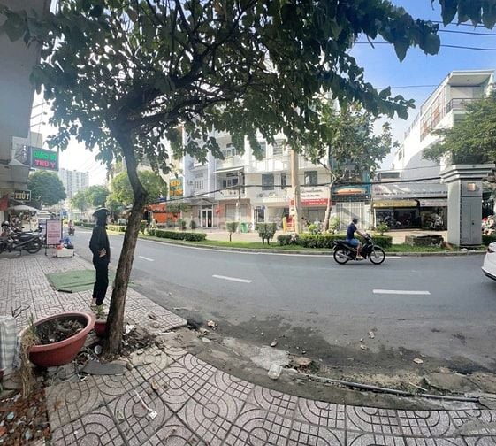 Cho thuê nhà mặt tiền Nguyễn Cửu Đàm, P.T.S.Nhì, Q.Tân Phú giá 25tr