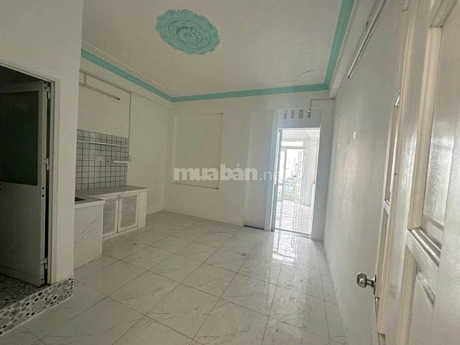 Cho thuê nhà mặt tiền Nguyễn Cửu Đàm, P.T.S.Nhì, Q.Tân Phú giá 25tr