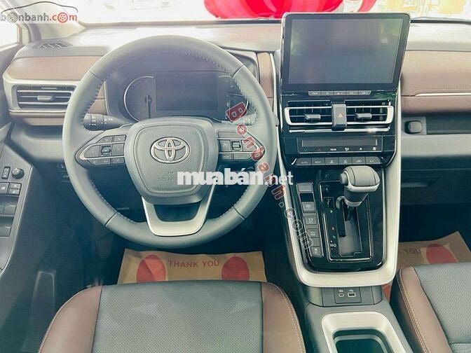 Toyota Innova Cross 2.0 CVT 2025