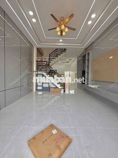 🧧Nhà mới Phường Đạo Thạnh 4m5 x 22m giá 1 tỷ 980 triệu🧧