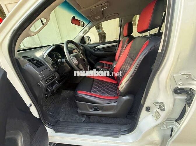 Isuzu Mu X 2016 bản 3.0 AT - 92000 km