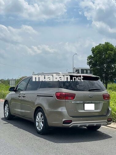 Kia Sedona 2020 - 60000 km