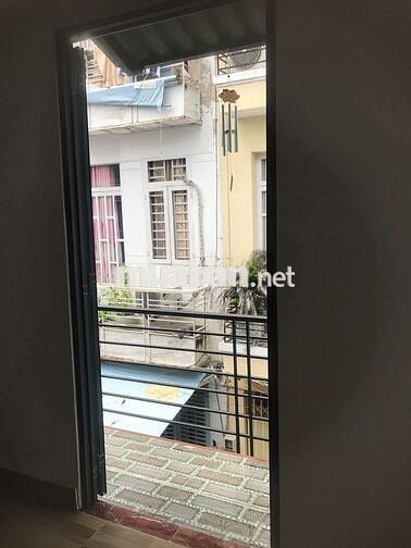 Cần bán GẤP nhà ngỏ hẻm xe hơi