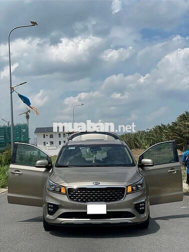 Kia Sedona 2020 - 60000 km