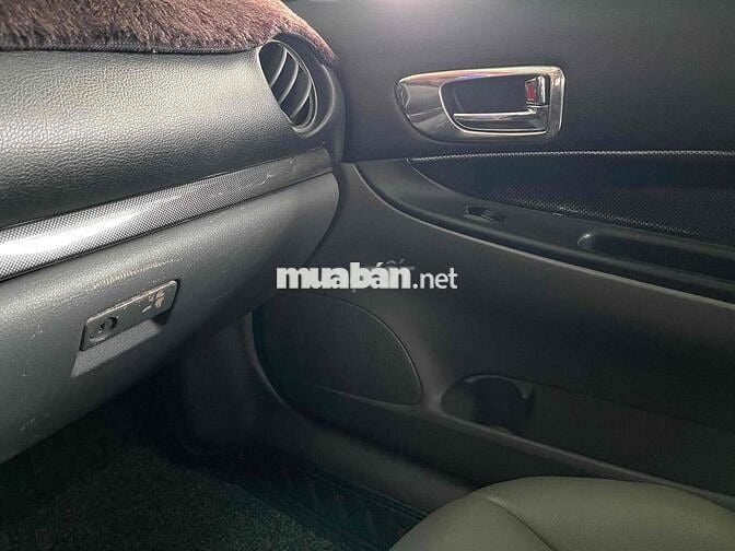 Mazda 6 2004 2.0 MT - 12000 km