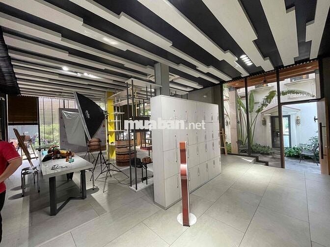 CHO THUÊ NHÀ 233 BẾN VÂN ĐỒN PHƯỜNG 2 Q4