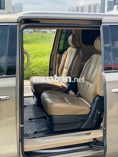 Kia Sedona 2020 - 60000 km
