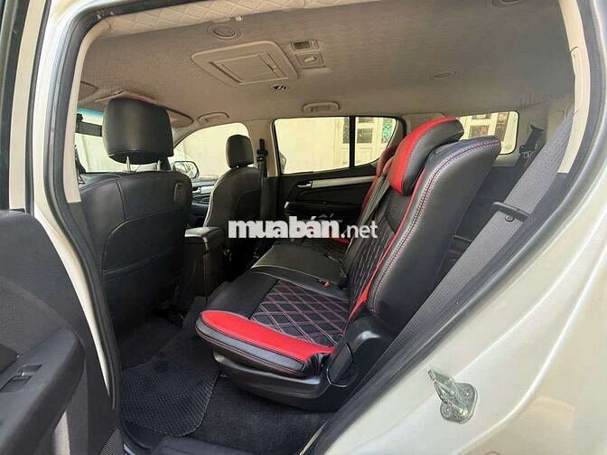 Isuzu Mu X 2016 bản 3.0 AT - 92000 km