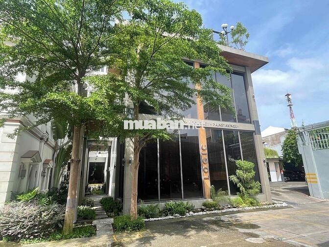 CHO THUÊ NHÀ 233 BẾN VÂN ĐỒN PHƯỜNG 2 Q4