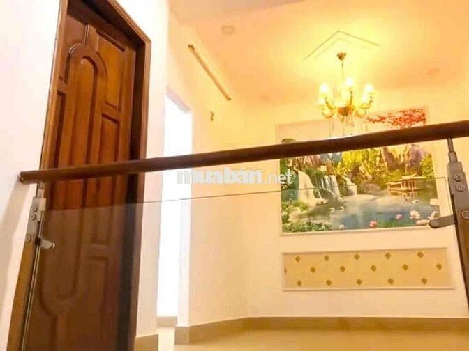 63.4m2 - Giá 7.4 tỷ - Ngang 6.2m HXH Phạm Hữu Lầu kế chợ Phước Long Q7