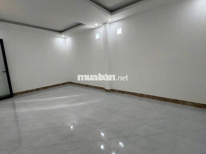 Cần bán nhà 1 sân rộng, 1 phòng khách,4 PN, 1 phòng bếp và WC, 1,25 tỷ