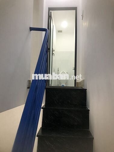 Cần bán GẤP nhà ngỏ hẻm xe hơi