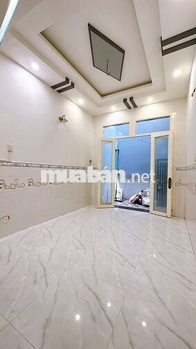 Nhà Nguyên Căn Đường 20 Thước - 4PN 5WC - 3.4x11.5m