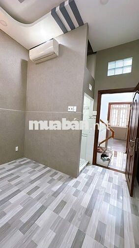 Nhà Nguyên Căn Đường 20 Thước - 4PN 5WC - 3.4x11.5m