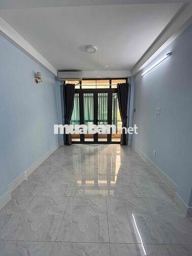Cho thuê nhà HXH Nguyễn Thiện Thuật, Phường 2, Quận 3