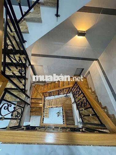 CHO THUÊ NHÀ NGUYÊN CĂN HẺM XE HƠI ĐƯỜNG LÊ HỒNG PHONG QUẬN 10