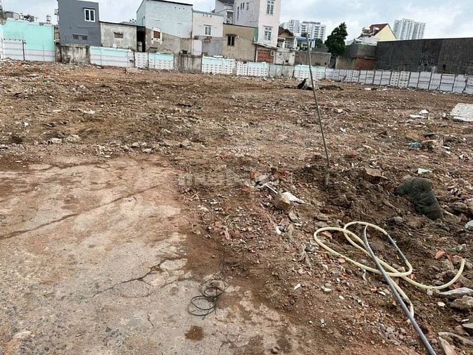 Bán đất đường số 9 phường Linh Tây gần chợ Thủ Đức (2.156m2) 60 tr/m2