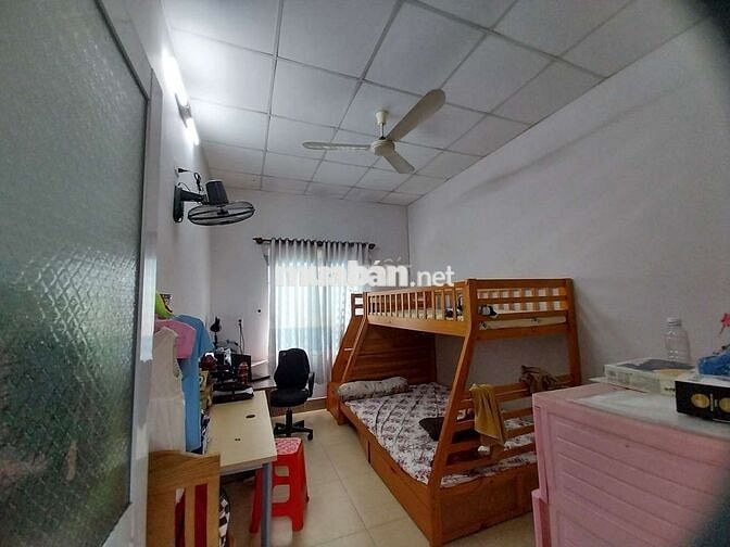 Nhà mặt tiền đang buôn bán TTNT VLXD