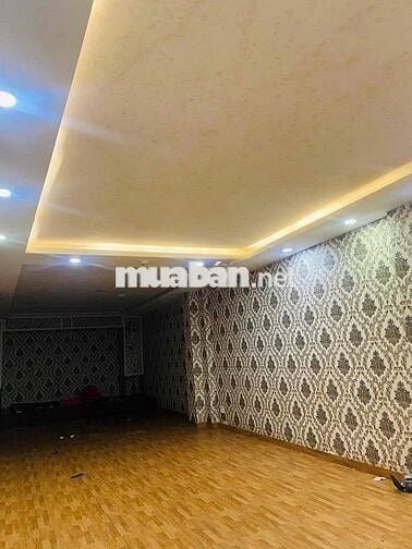 Cho Thuê Nhà Đường Bến Vân Đồn, Quận 4 ( Có Thang Máy - CHDV - KS )