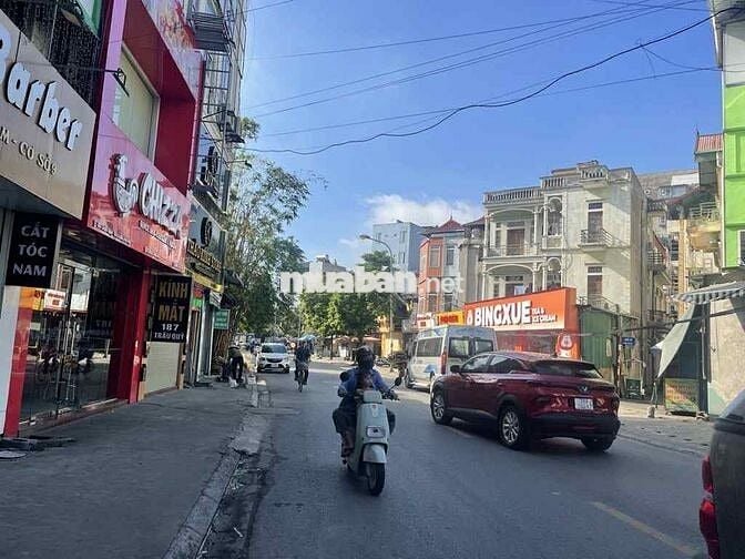 nhà mặt phố Trâu Quỳ – Gia Lâm,Học viện Nông nghiệp, giá chỉ 21 tỷ