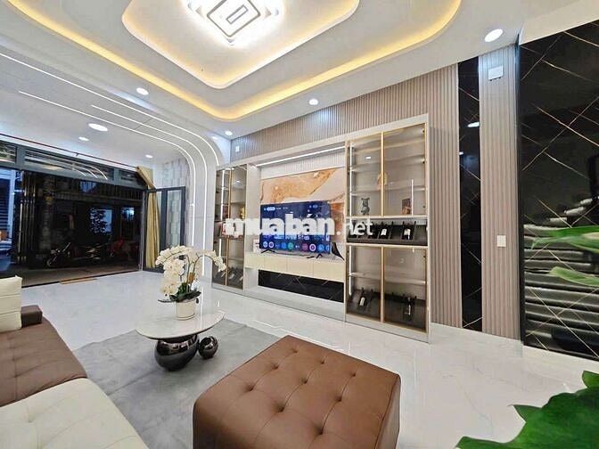 Cho thuê nhà mới full nội thất 1/ Trương Thị Hoa