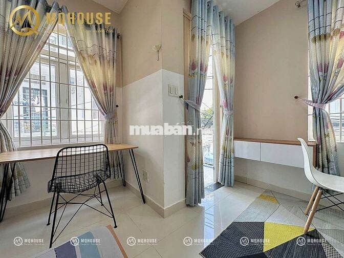 Cho thuê căn hộ 1 phòng ngủ ban công rộng 40m2 ở vòng xoay Lăng Cha Cả