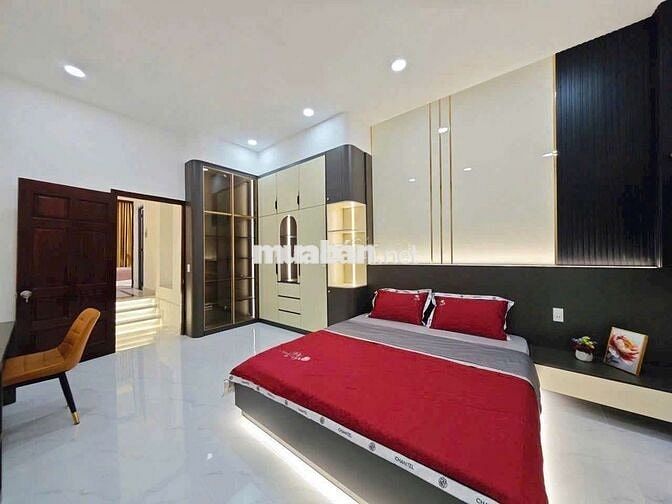 Cho thuê nhà mới full nội thất 1/ Trương Thị Hoa