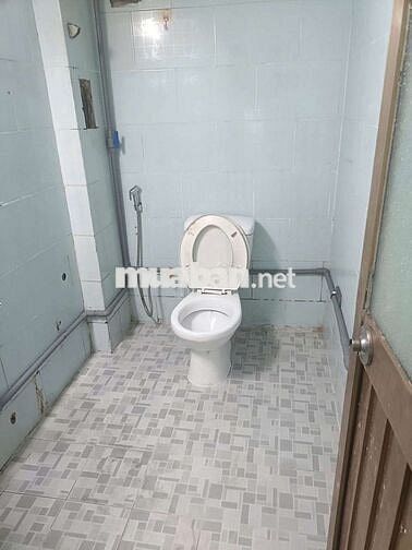 Nhà Sơn sửa sạch 3PN_2WC Hẻm 3,5m