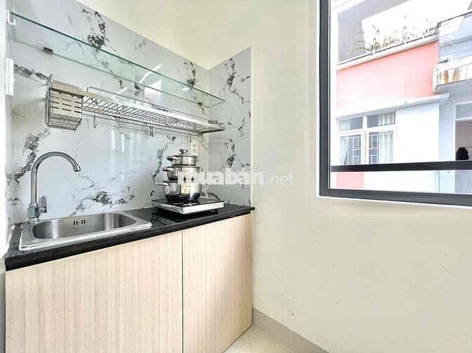 Phòng Thoáng Mát, Mới Xây Ngay CV Lê Thị Riêng