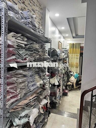 Cần bán nhà Đường Hồ Văn Long, Q. Bình Tân có hẻm xe hơi