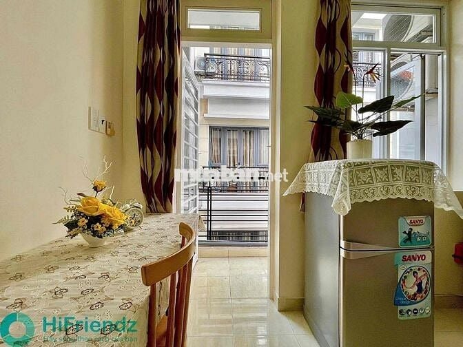 Cho Thuê Studio 25m2 Balcon Y Hình Ngay ĐH Bách Khoa Hoa Sen Quận 10