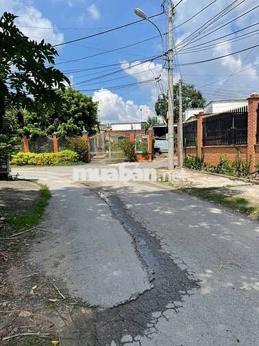 BÁN ĐẤT 300M2, GIA LỘC-TÂY NINH, 400TR