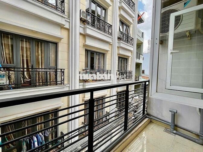 Cho Thuê Studio 25m2 Balcon Y Hình Ngay ĐH Bách Khoa Hoa Sen Quận 10