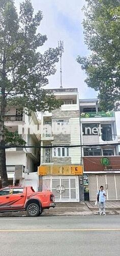 Cho thuê nhà đường kinh doanh có hầm đầy đủ nội thất