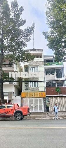 Cho thuê nhà đường kinh doanh có hầm đầy đủ nội thất