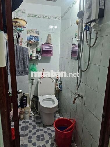 Nhà đúc 4 tầng 3pn 3wc Lý Thường Kiệt P9 TB