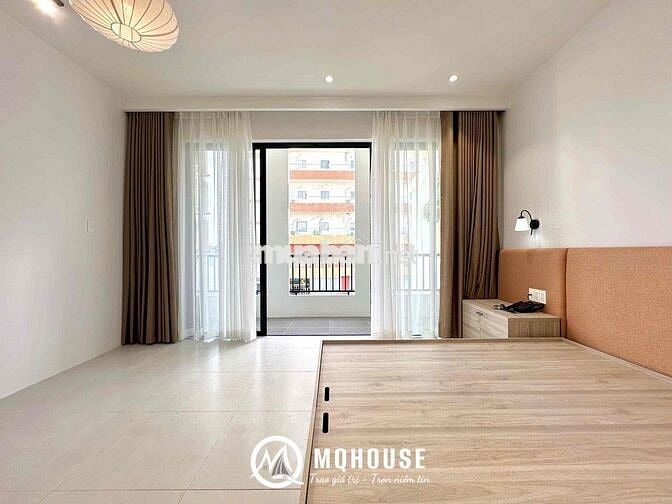 CHDV full nội thất ban công, cửa sổ cực thoáng, tách bếp, bảo vệ 24/7