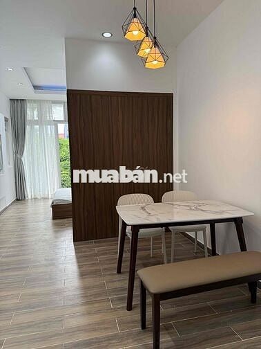 Cho thuê phòng 1 phòng ngủ ban công gần sân bay công viên gia định
